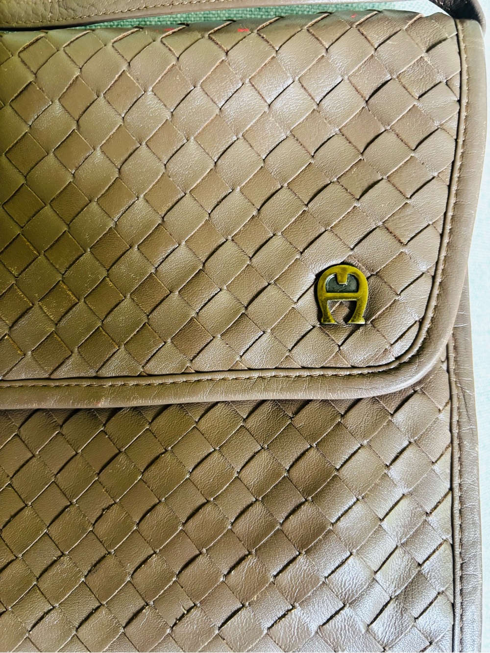 Vintage Etienne Aigner Woven Leather Shoulder bag / Clutch Taupe Envelope Purse - Picture 12 of 13